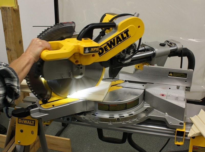 What Are The Components of a Dual Bevel Miter Saw